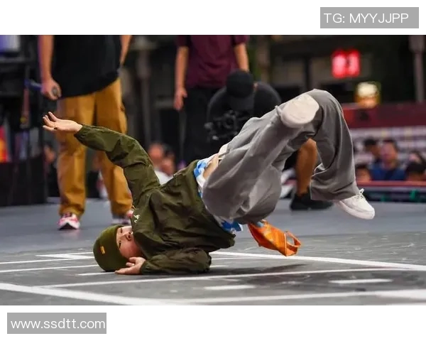 南京街舞队的节奏探索与创新之路：街舞文化的传承与发展