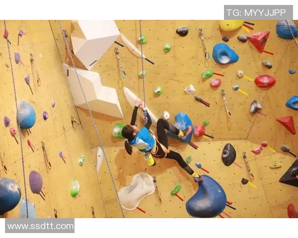 广州攀岩队战术解析：如何在比赛中提升攀岩表现与团队协作能力