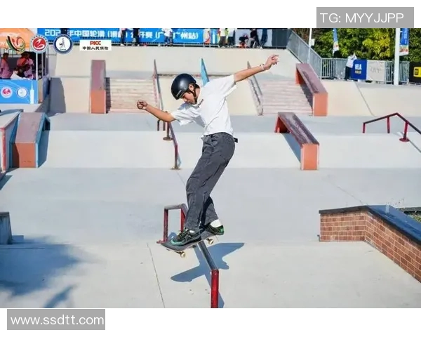 滑板人生的追逐与坚持赵静分享她的滑板故事与梦想