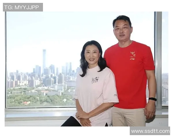 张宁:从青涩学子到行业领军人物的成长之路与人生哲学探讨 张宁:从青涩学子到行业领军人物的成长之路与人生哲学探讨