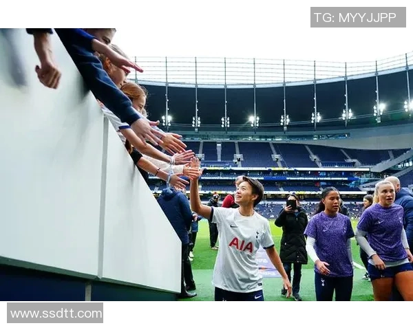 玻利瓦尔与科隆竞技的巅峰对决谁将赢得这场激烈的较量 玻利瓦尔与科隆竞技的巅峰对决谁将赢得这场激烈的较量