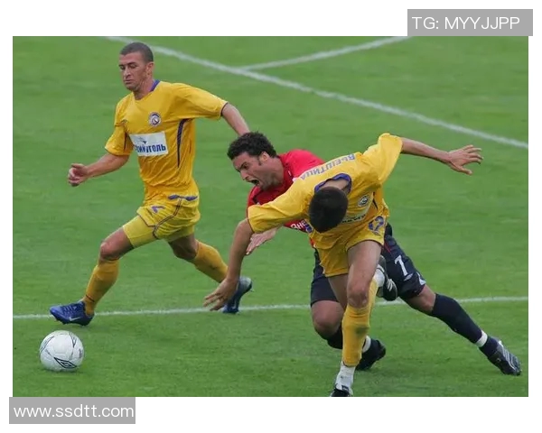 莫陆军与罗斯的巅峰对决谁将书写新的传奇篇章