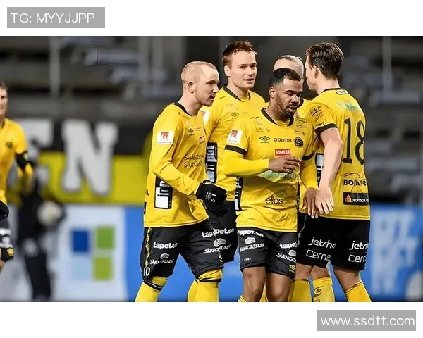 里昂与霍芬海姆激战在即谁能在欧战中脱颖而出 里昂与霍芬海姆激战在即谁能在欧战中脱颖而出