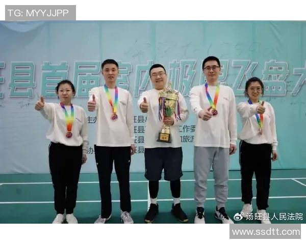 重庆飞盘队荣登全国团队协作排行榜第十名展现飞盘运动新风采 重庆飞盘队荣登全国团队协作排行榜第十名展现飞盘运动新风采