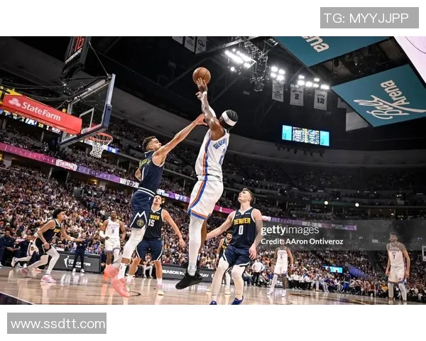 雷霆勇士对决回顾三月二十一日精彩瞬间与赛后分析 雷霆勇士对决回顾三月二十一日精彩瞬间与赛后分析