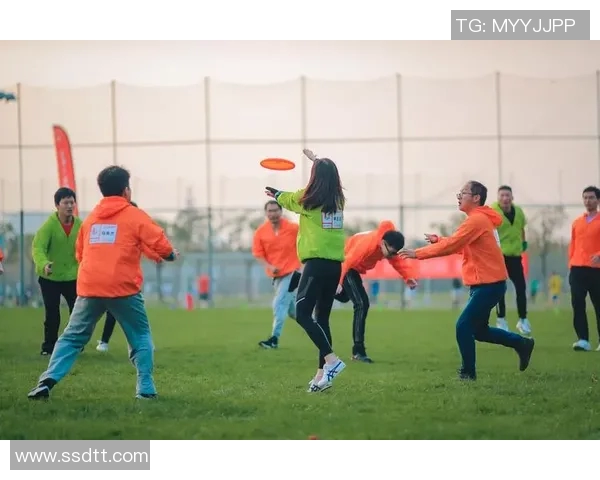 飞盘战术解析:北京飞盘队如何构建整体压制与协同体系 飞盘战术解析:北京飞盘队如何构建整体压制与协同体系