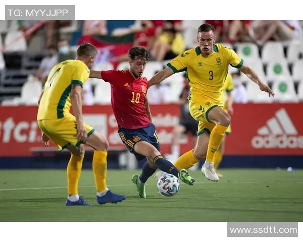 伊拉克国奥与丹麦国奥激战正酣争夺国际青年足球赛的荣耀与未来