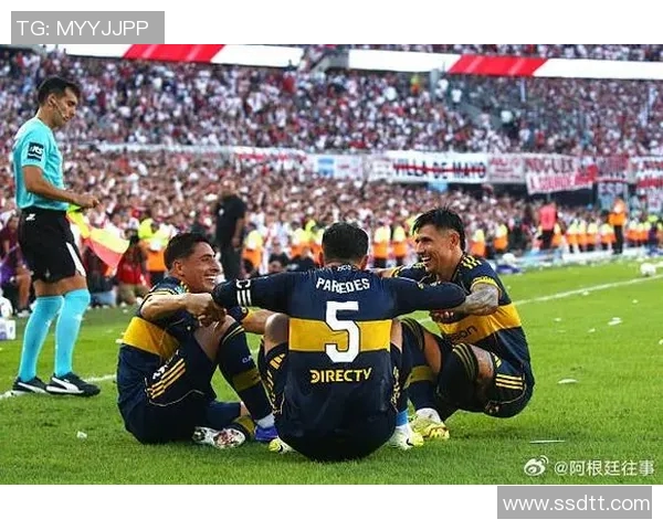 博卡青年与河床球迷的激情对决揭示阿根廷足球文化的深厚底蕴