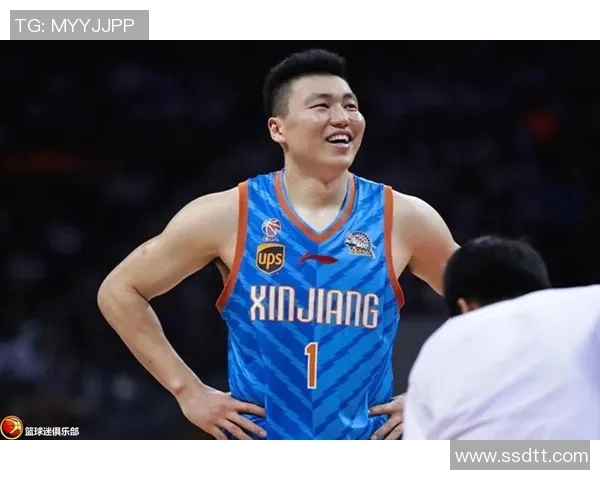 李根的篮球之路：从青涩少年到职业赛场的辉煌蜕变与奋斗历程